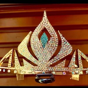 Disney Elsa Tiara from Arribas Brothers at Epcot- Limited Edition NWT
